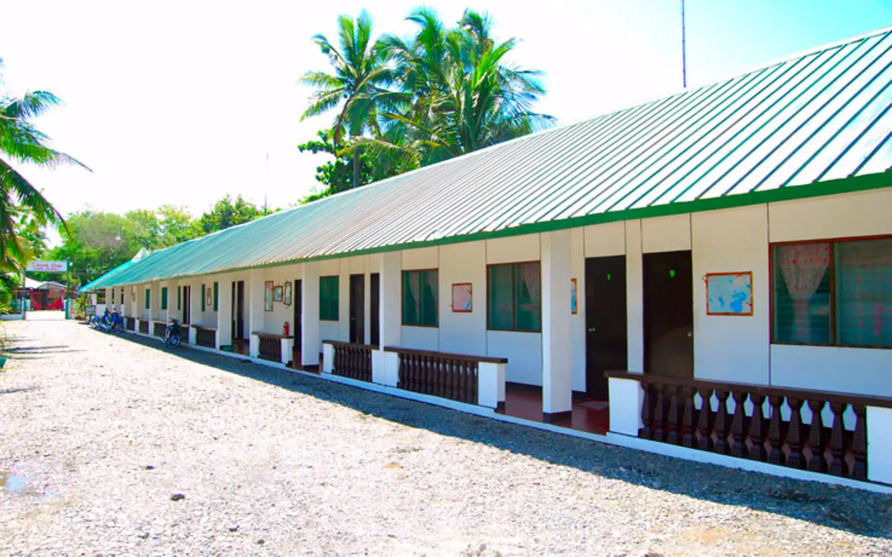 MJ Cottages guest-room wing